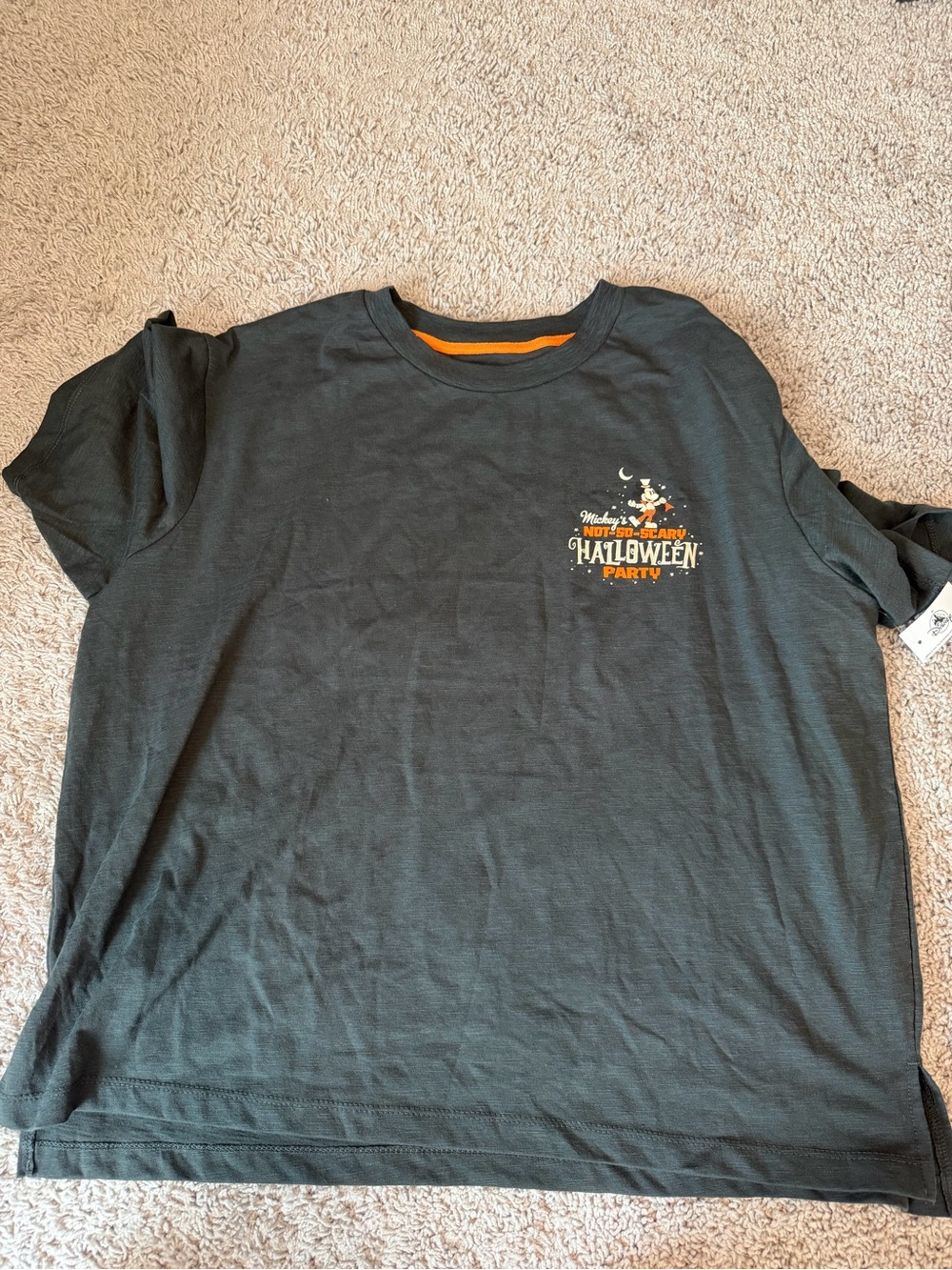 NWT Disney Mickeys Not So Scary Halloween Party Short-Sleeve T-Shirt 2026